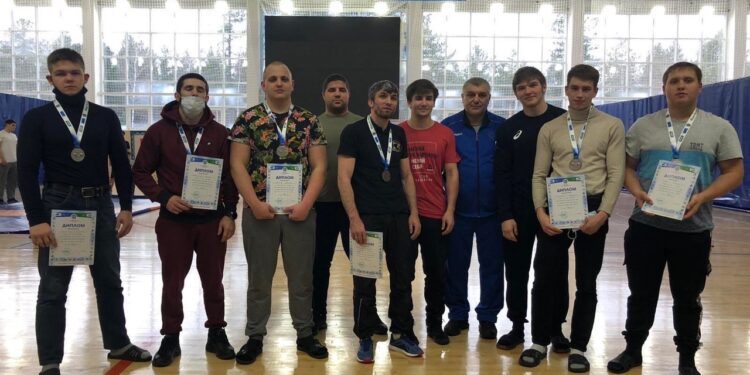 Чемпионат ХМАО-Югры по греко-римской борьбе среди мужчин